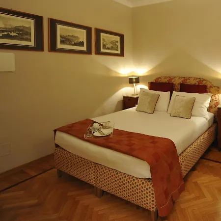 Konukevi Angel Spagna 4*